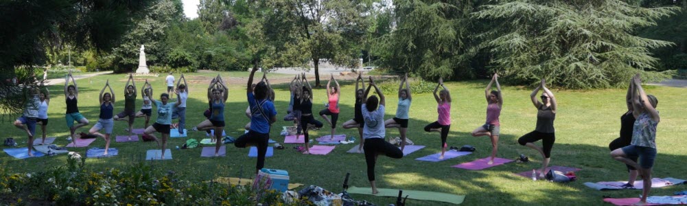 AUVERGNE: open-air yoga classes