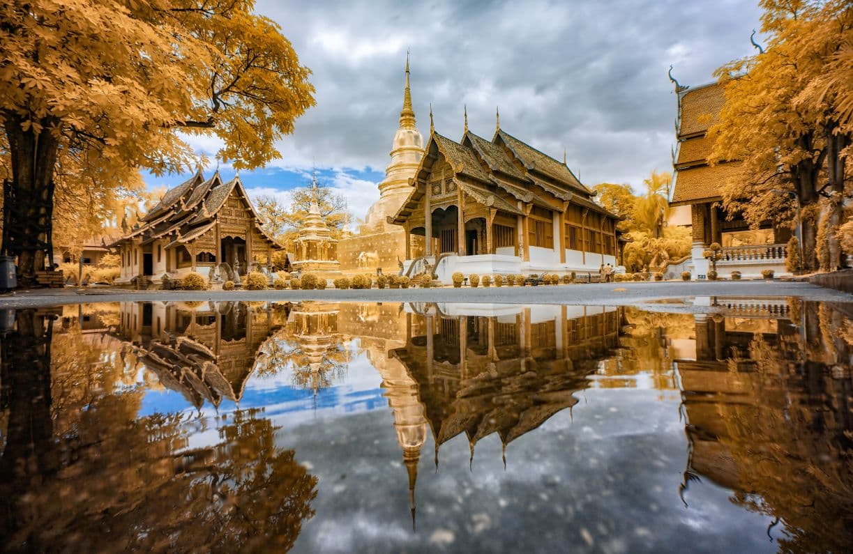 thailand-temple-atmosphere.jpg